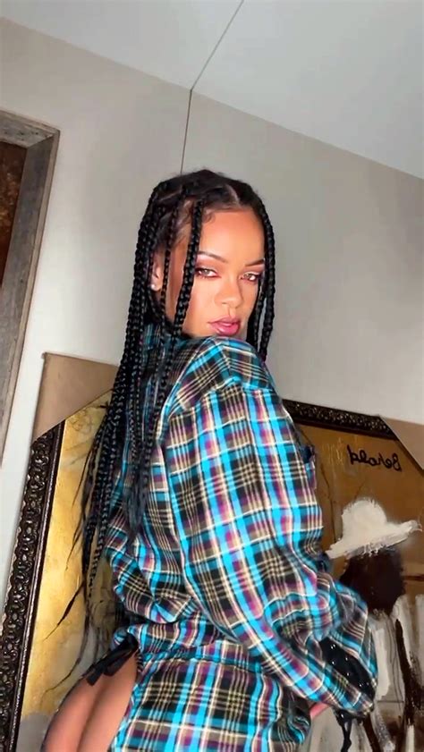 porno rihanna|Rihanna naked pictures: 32 of her sexiest poses ever